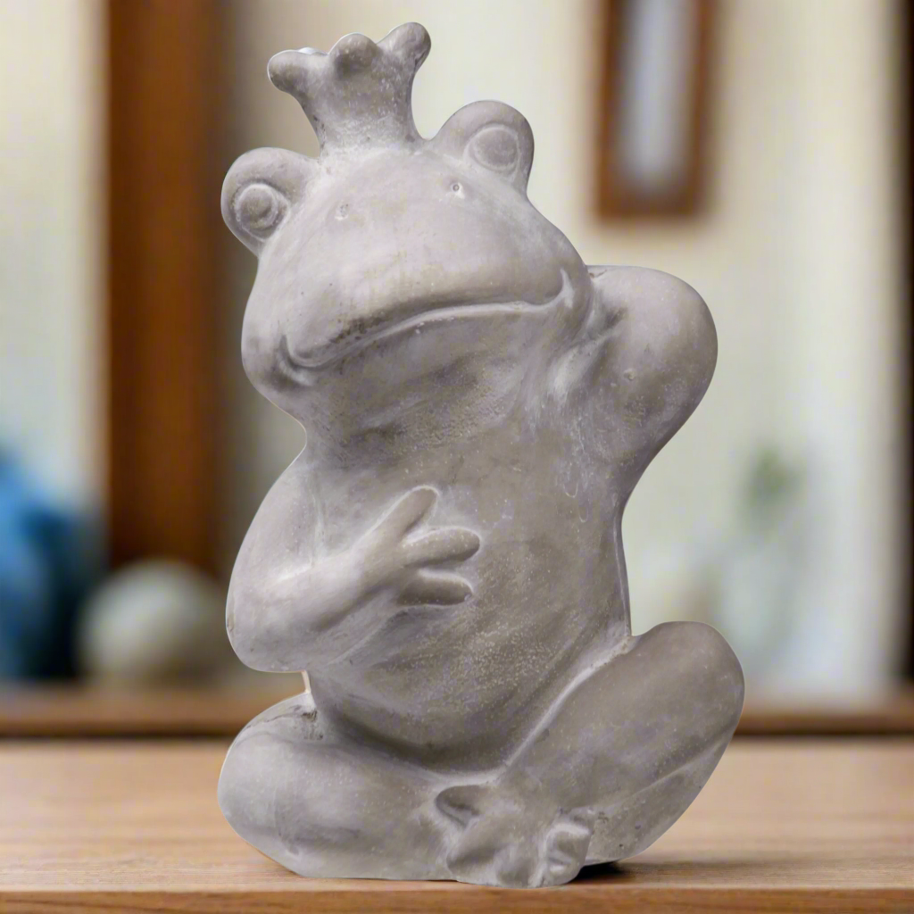Erynn Cement Sitting Crowned Frog Statue