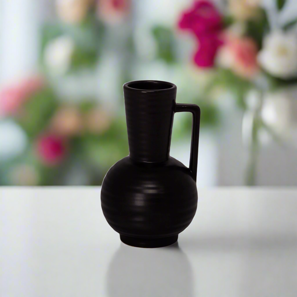 Marilyn Ceramic Sandstone Vase