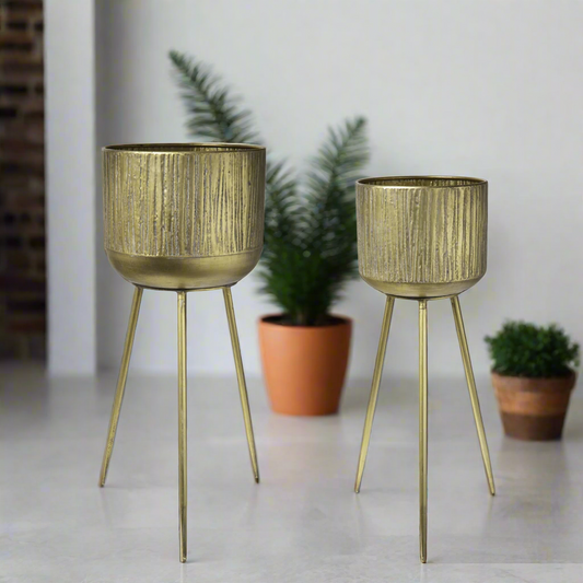 Prielle Metal Round Planter Set with Stand (Set of 2)