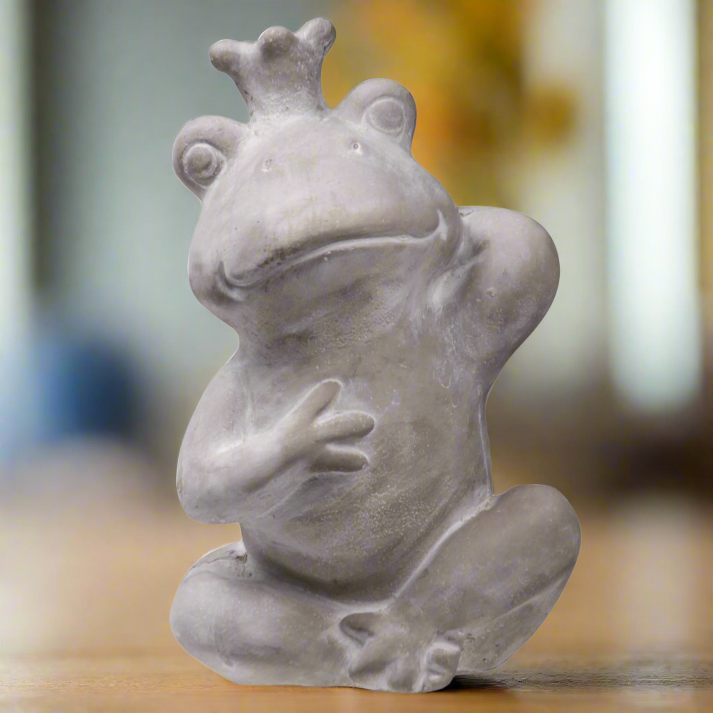 Erynn Cement Sitting Crowned Frog Statue