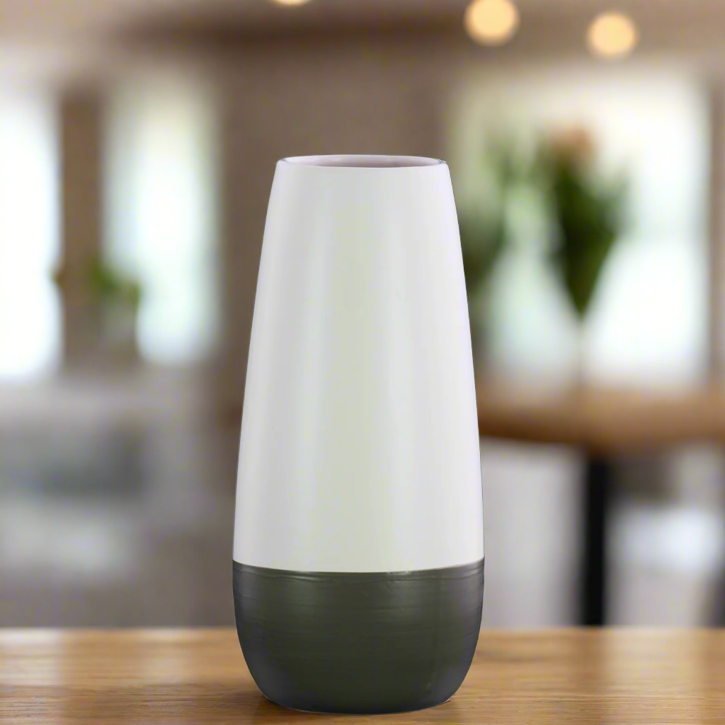 Dimity Ceramic Round Vase