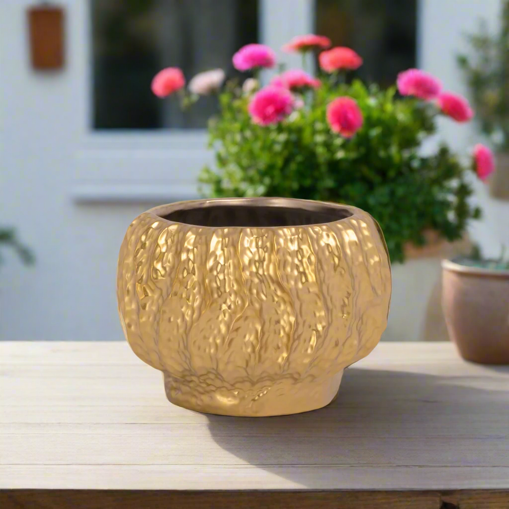 Bella Stoneware Gold Pot