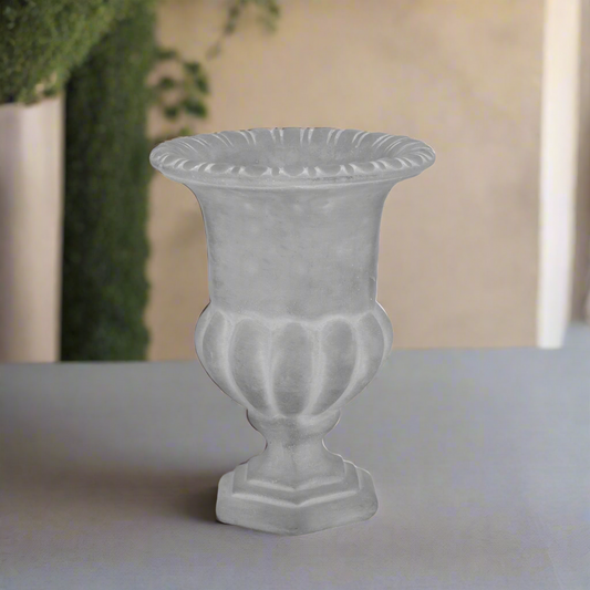 Vale Terracotta Classic Urn