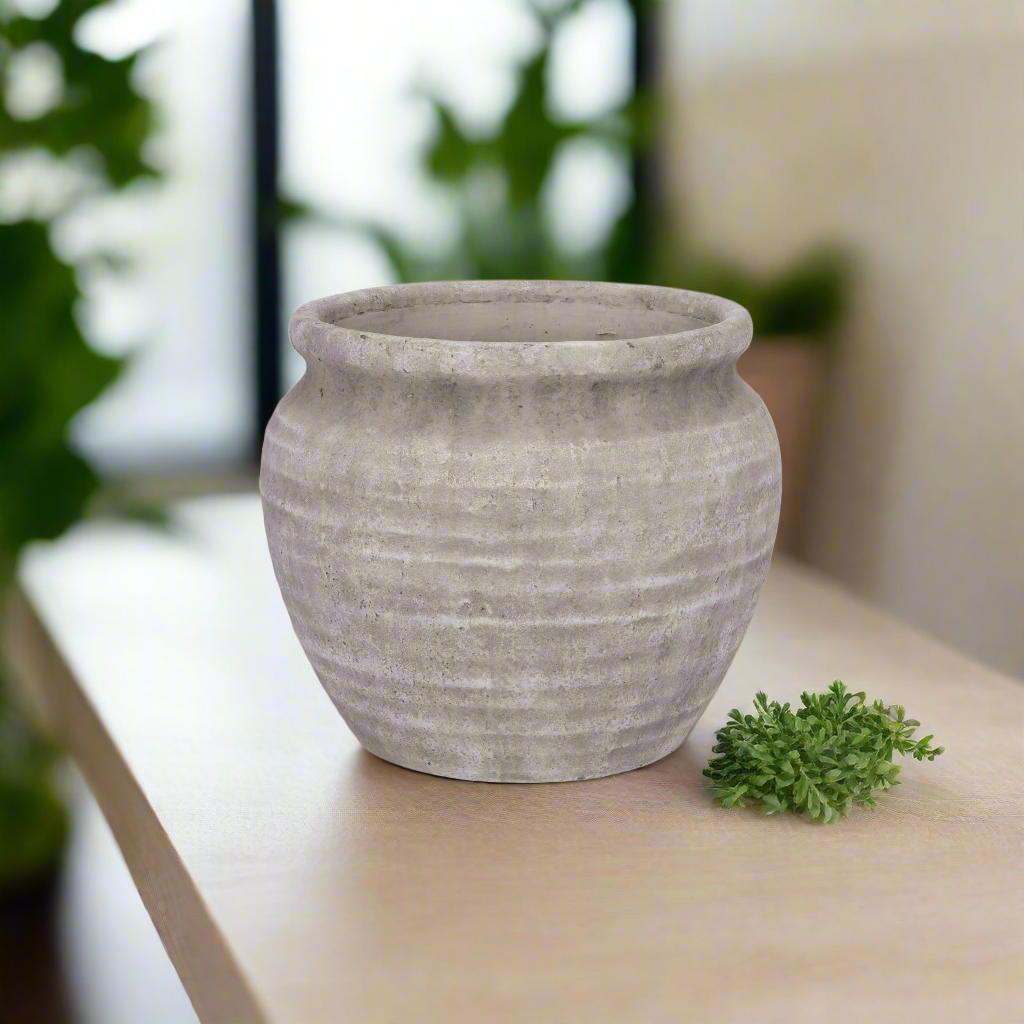 Della Cement Pot