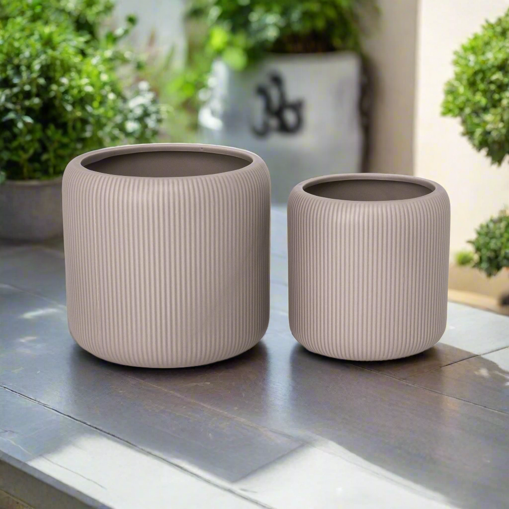 Ceyvon Matte Ceramic Planter Set (Set of 2)