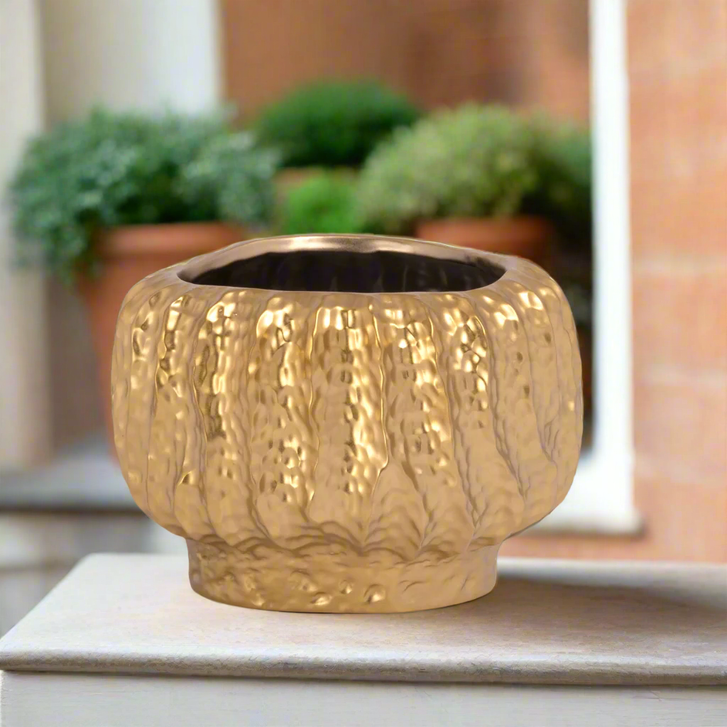 Bella Stoneware Gold Pot