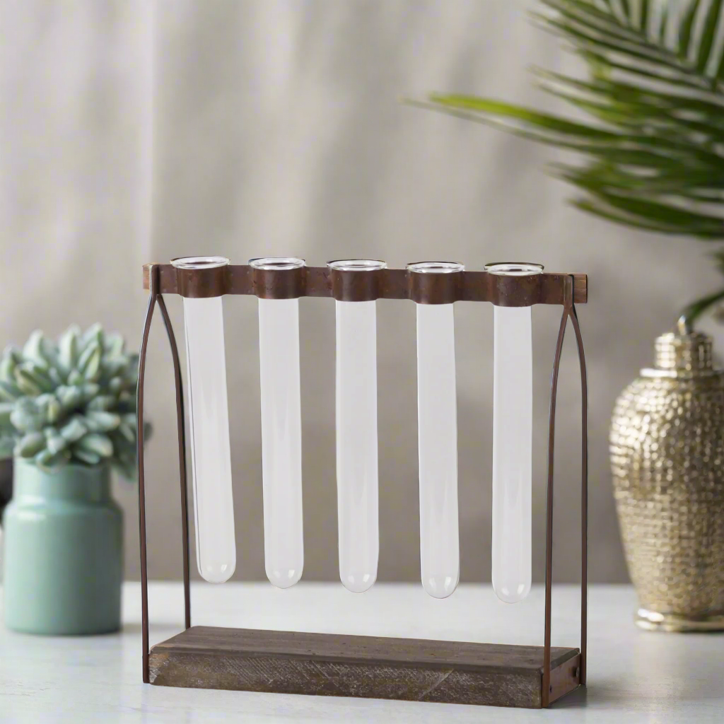 Oaklynn Metal Clustered Hanging Bud Vase Holder