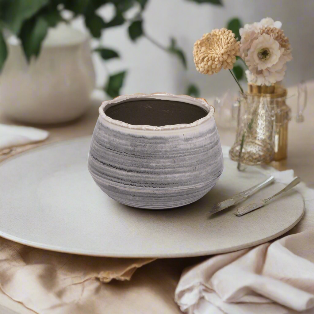Darla Ceramic Pot