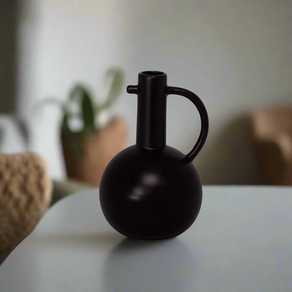 Llana Ceramic Vase