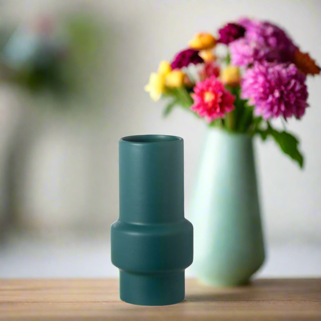 Ira Ceramic Round Pipe Vase