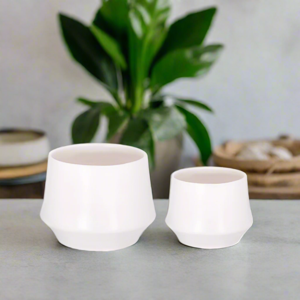 Rivana White Ceramic Planter Set (Set of 2)