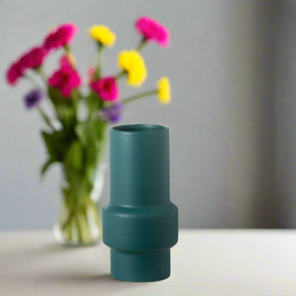 Ira Ceramic Round Pipe Vase