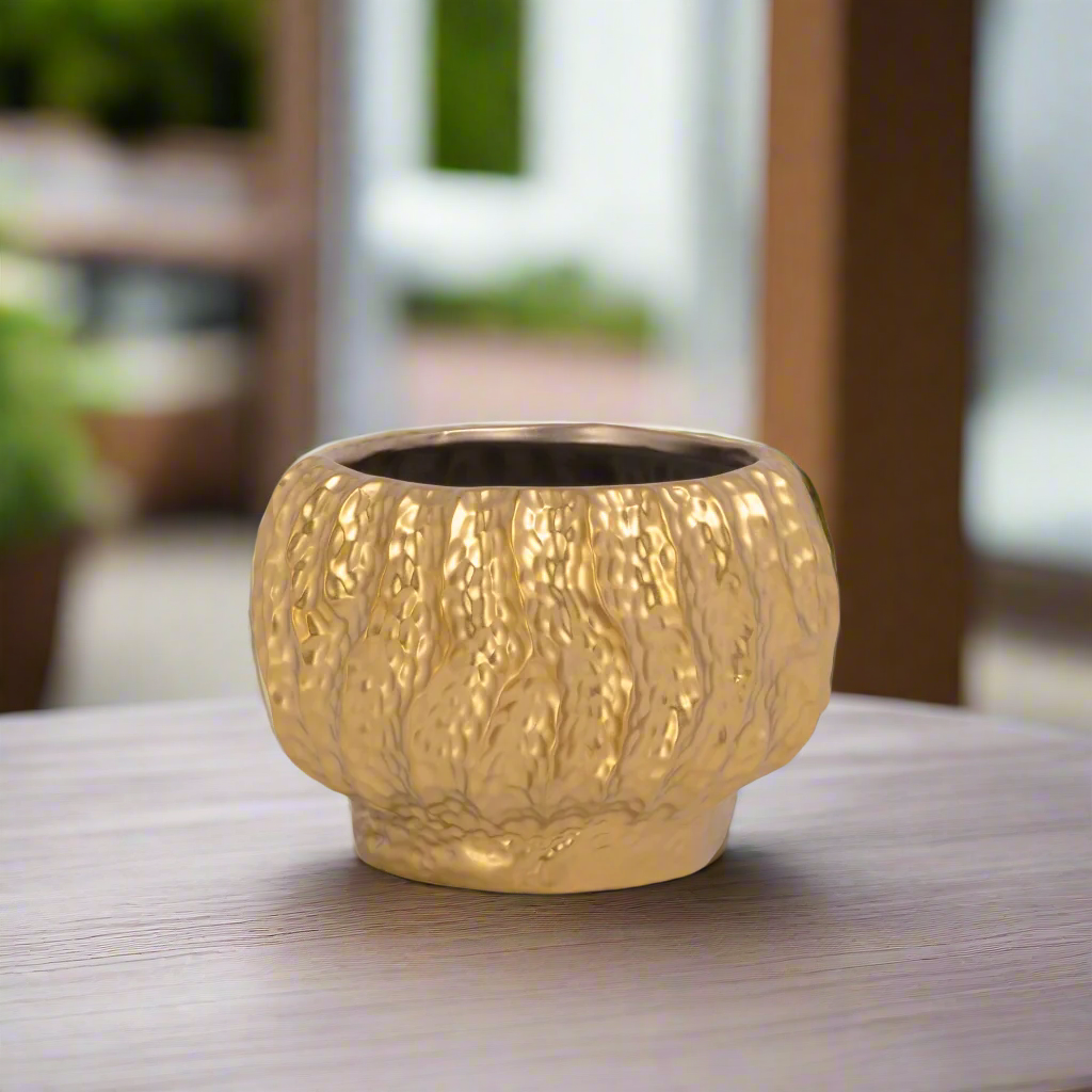 Bella Stoneware Gold Pot